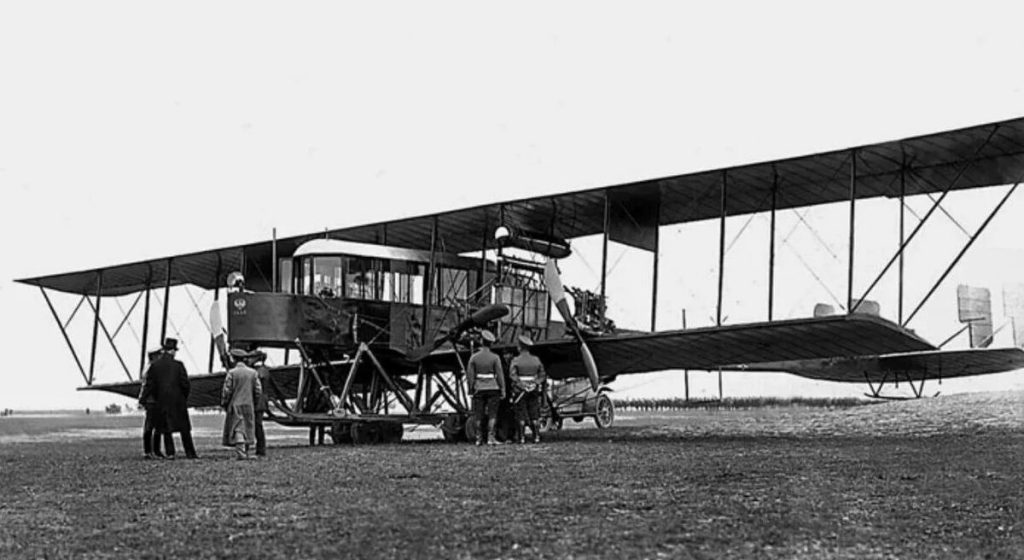 Sikorsky Russky Vityaz Le Grand Sikorsky Russky Vityaz Le Grand Les Aérodynes : L'histoire de l'aéronautique
