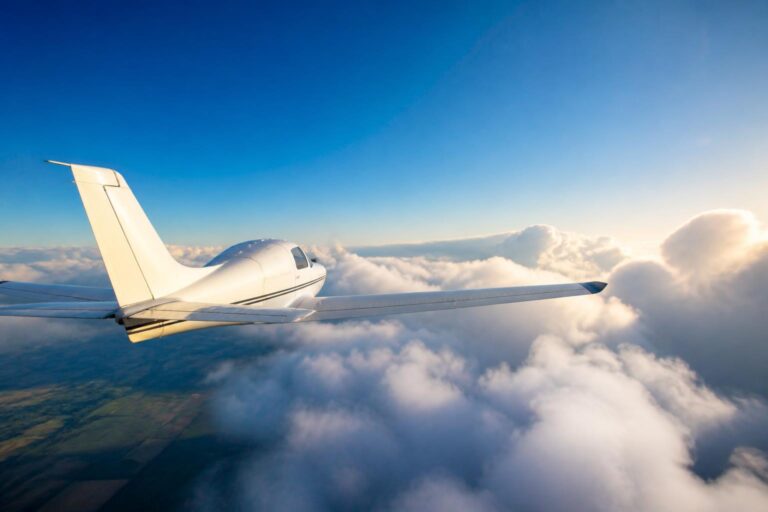 Comment vole un avion : les secrets de l'aérodynamique